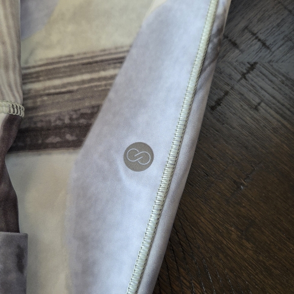 Callia Powermove 7/8 Leggings in women's XXL with a "Succulent Green" geometric - Picture 9 of 12